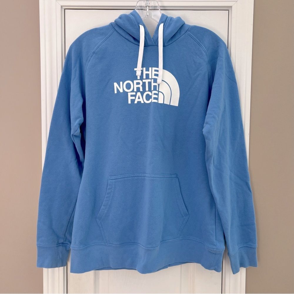 The North Face Women's Sky Blue Pullover Hoodie Size M